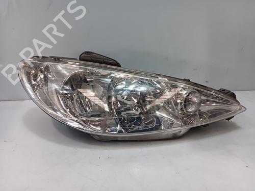 Used Right headlight PEUGEOT 206 Hatchback (2A/C) 1.4 16V (88 hp) 30912376