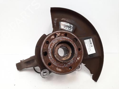 Used Left front steering knuckle OPEL SIGNUM Hatchback (Z03) 1.9 CDTI (F48) (150 hp) 12762038