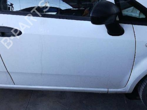 Portier rechts voor FIAT LINEA (323_, 110_) 1.3 D Multijet (323AXB11, 323AXB1A) (90 hp) 12718887