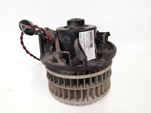 Moteur de chauffage CHRYSLER VOYAGER IV (RG, RS) 2.5 CRD (141 hp) 12769036