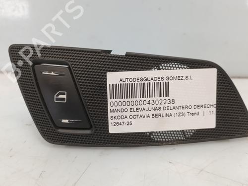 Used Right front window switch SKODA OCTAVIA II (1Z3) [2004-2013]  27521434