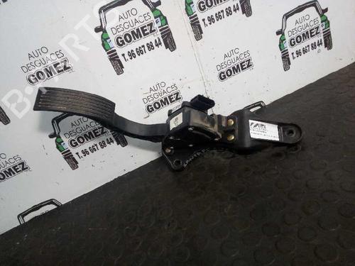 Used Pedal HYUNDAI SANTA FÉ II (CM) 2.2 CRDi GLS (150 hp) 12820101