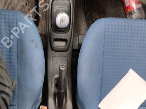 Left front fenders OPEL AGILA (A) (H00) 1.2 16V (F68) | BP16444891C41 