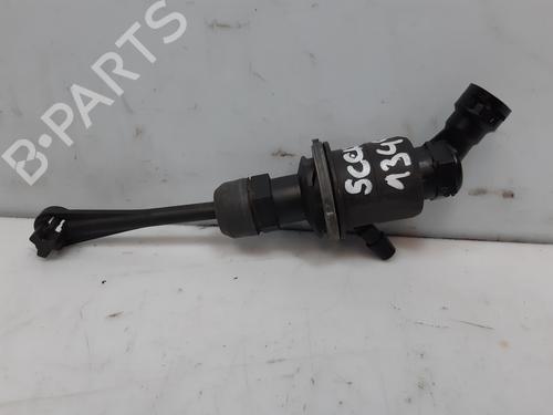 Used Clutch slave cylinder Clutch slave cylinder 37646480 37646480