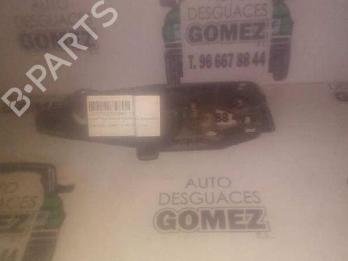 Used Front left interior door handle Front left interior door handle FIAT STILO (192_) 1.2 16V (192_XA1B) (80 hp) 12796581 12796581