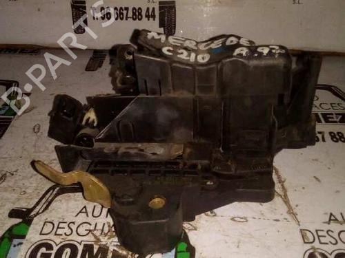Used Front right lock MERCEDES-BENZ E-CLASS T-Model (S210) E 200 T (210.235) (136 hp) 12692624