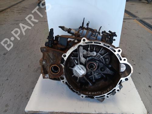 Gearkasse Gearkasse KIA CERATO I Saloon (LD) 1.5 CRDi (102 hp) 36420755 36420755