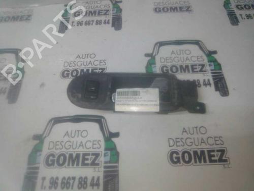 Used Front right interior door handle Front right interior door handle 12796434 12796434