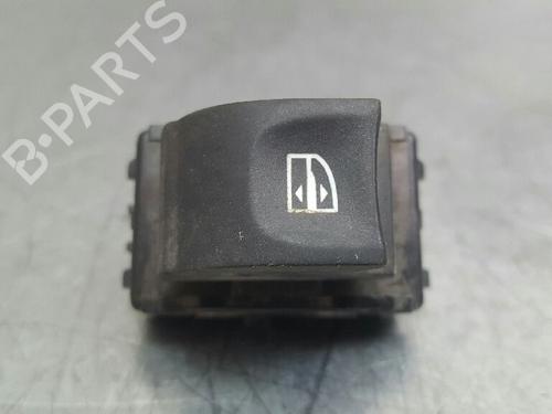 Used Left rear window switch Left rear window switch RENAULT MEGANE III Hatchback (BZ0/1_, B3_) 1.5 dCi (106 hp) 12749548 12749548