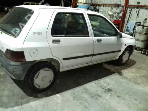 Right headlight RENAULT CLIO I (B/C57_, 5/357_) 1.4 (B57J, C57J, B57P) | BP12755605C29