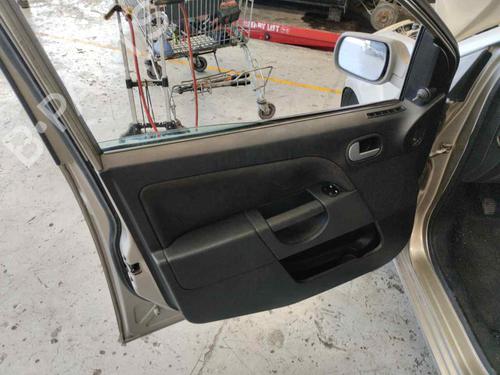 Tailgate lock FORD FIESTA V (JH_, JD_) 1.4 16V | BP16814448C101