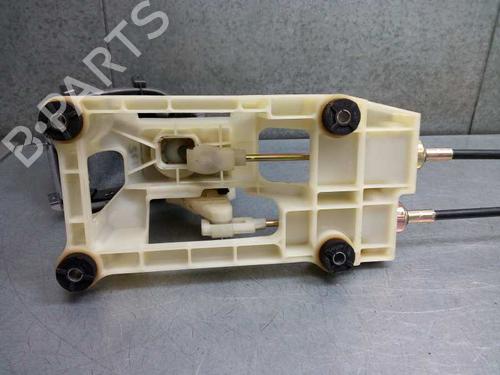 Gear lever HYUNDAI SANTA FÉ II (CM) 2.2 CRDi GLS | BP12748429M90 