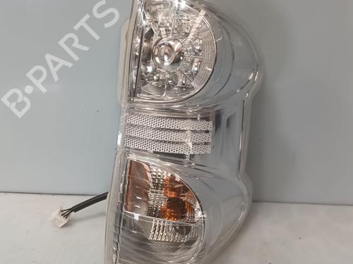 Farolim direito NISSAN NV200 Van e-NV (ME0N) (109 hp) 31149055