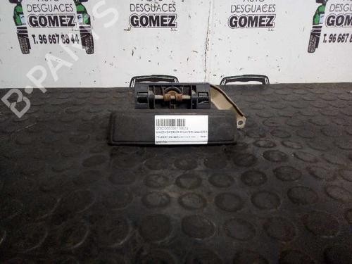 Used Front left exterior door handle PEUGEOT 205 II (20A/C) [1987-2000]  12905227