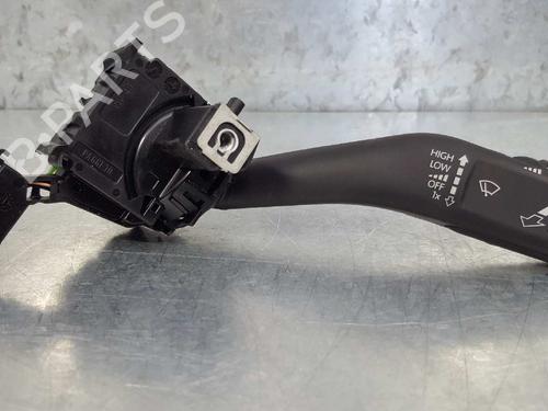 Used Steering column stalk SEAT LEON (1P1) 1.9 TDI (105 hp) 12701486