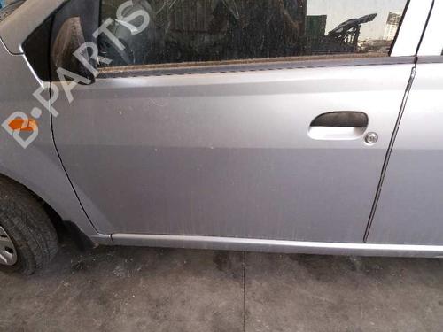 Used Left front door DAIHATSU CHARADE (L2_) 1.0 (L251S) (58 hp) 12856919