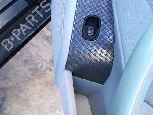 Left rear steering knuckle MERCEDES-BENZ C-CLASS (W203) C 200 Kompressor (203.042) | BP18331418M27 