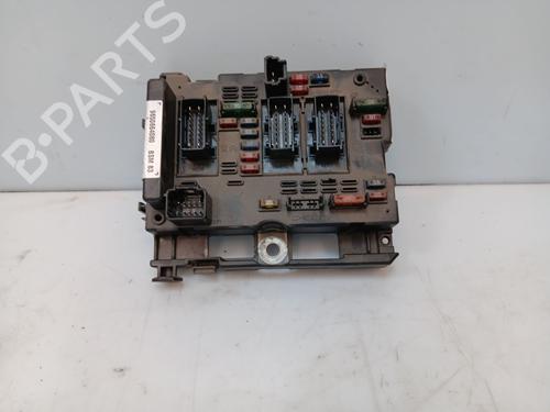 Used Fuse box Fuse box PEUGEOT 206 Hatchback (2A/C) 2.0 HDI 90 (90 hp) 36389555 36389555