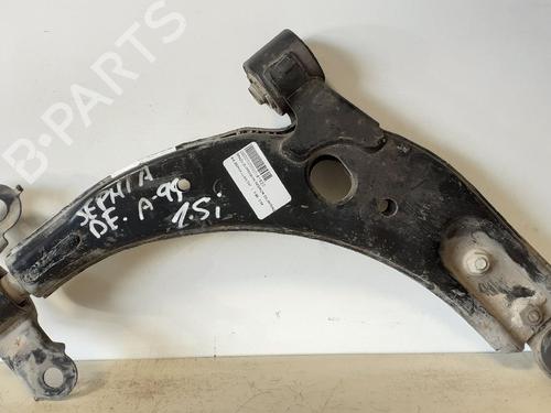 Used Right front suspension arm KIA SEPHIA Saloon (FA) [1992-2001]  12925034