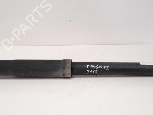 Used Left rear shock absorber TOYOTA AYGO (_B1_) 1.0 (KGB10_, KGB10R) (68 hp) 12686602