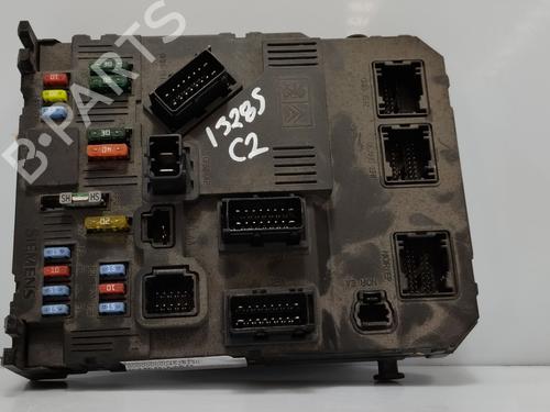 Used Fuse box CITROËN C2 (JM_) 1.4 HDi (68 hp) 32252960