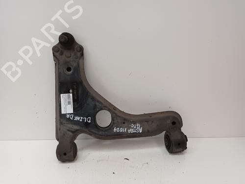 Højre fortil bærearm OPEL ASTRA H GTC (A04) 1.7 CDTi (L08) (101 hp) 17499368