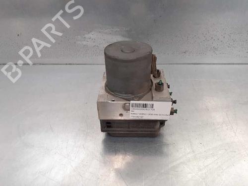 Used ABS pump RENAULT SCÉNIC II (JM0/1_) [2003-2010]  12769819