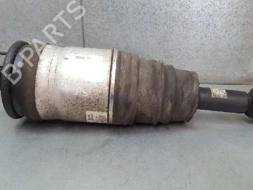 Used Right rear shock absorber LAND ROVER DISCOVERY III (L319) 2.7 TD 4x4 (190 hp) 12719359
