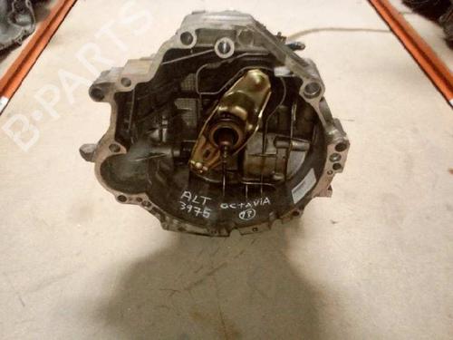 Used Gearbox VW PASSAT B5.5 (3B3) 2.0 (130 hp) 12700537