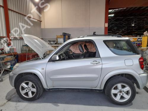 Radiator fan TOYOTA RAV 4 II (_A2_) 2.0 D 4WD (CLA20_, CLA21_, CLA20R, CLA21R) | BP12779075M35 