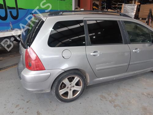 Headlight switch PEUGEOT 307 Break (3E) 2.0 HDI 110 | BP32139359I24 