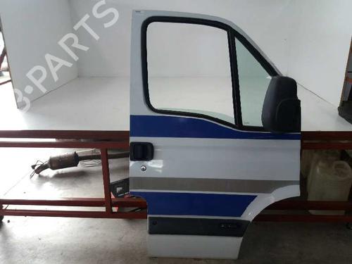 Used Right front door NISSAN INTERSTAR Van (X70) dCi 120 (120 hp) 12817625