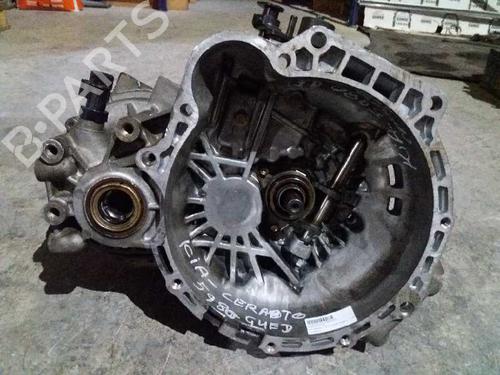 Used Gearbox KIA CERATO I Hatchback (LD) 1.6 (105 hp) 12727603