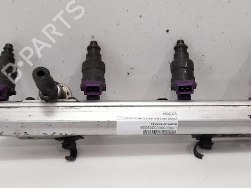 Injection rail VOLVO V40 Estate (645) 2.0 (136 hp) 12790569