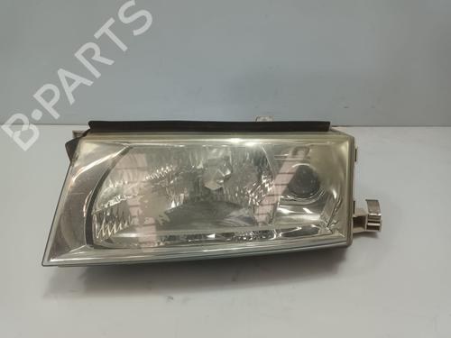 Faro izquierdo SKODA OCTAVIA I Combi (1U5) 1.9 TDI (90 hp) 30709662