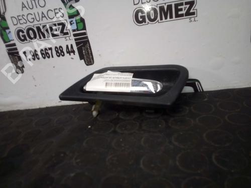 Used Front left interior door handle MERCEDES-BENZ C-CLASS (W203) C 180 Kompressor (203.046) (143 hp) 12785615