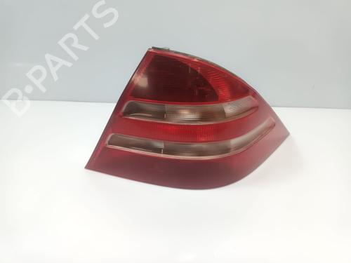 Used Right taillight Right taillight MERCEDES-BENZ S-CLASS (W220, V220) S 400 CDI (220.028, 220.128) (250 hp) 32736372 32736372