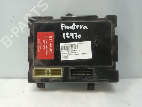 Used Electronic module OPEL FRONTERA A (U92) 2.8 TD (5BMWL4, 5BSUD2) (113 hp) 30147413