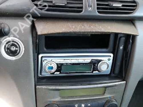 Lampa tylna klapy bagażnika prawa RENAULT LAGUNA II (BG0/1_) 1.9 dCi (BG08, BG0G) | BP12729355C80