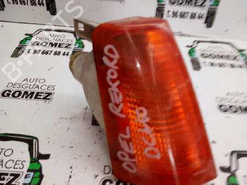 Clignotant avant droit OPEL REKORD E (17_, 11_, 14_, 16_, 18_, 19_) [1977-1986]  32031883