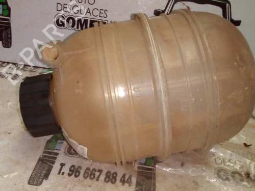 Used Expansion tank PEUGEOT 206 Saloon 1.4 (75 hp) 12716687