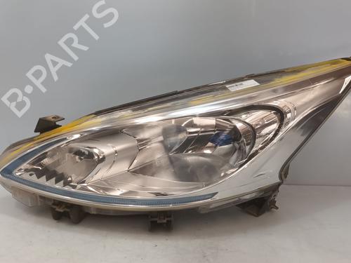 Used Left headlight NISSAN NV200 Van e-NV (ME0N) (109 hp) 31159899