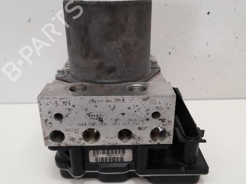 ABS Bremseaggregat LAND ROVER DISCOVERY III (L319) 2.7 TD 4x4 (190 hp) 12785176