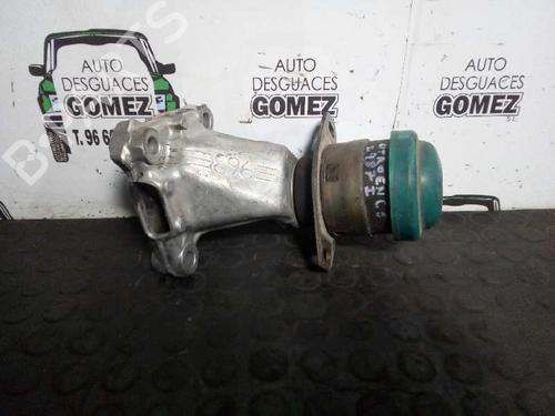 Used Engine mount CITROËN C5 I (DC_) 2.2 HDi (DC4HXB, DC4HXE) (133 hp) 12684169