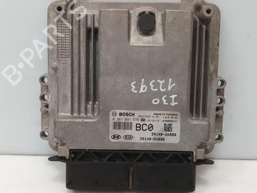 Used Engine control unit (ECU) Engine control unit (ECU) HYUNDAI i30 (GD) [2011-2026] 33956727 33956727