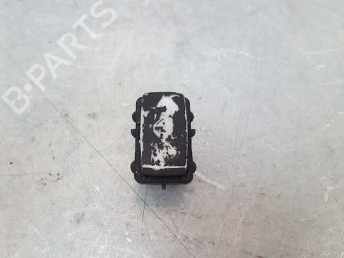 right-rear-window-switch-fiat-croma-194_-19-d-multijet-194axb1b-0071740224-0071740224-2005-2006-2007-2008-2009-2010-2011-12745691 main image