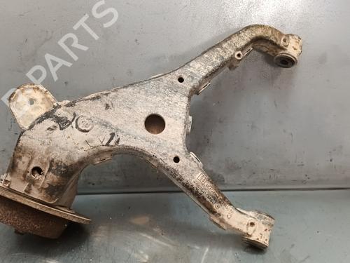 Used Left rear steering knuckle MERCEDES-BENZ VITO Van (W638) 108 D 2.3 (638.064, 638.068) (79 hp) 17811329