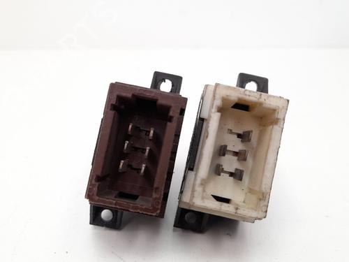 Left front window switch RENAULT LAGUNA I (B56_, 556_) 2.2 dT (B569) | BP32031769I27