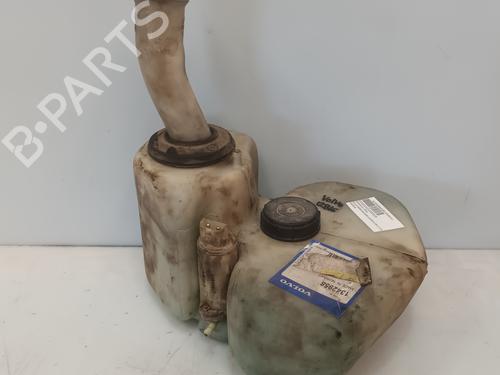 Used Windscreen washer tank VOLVO 940 Kombi (945) 2.4 TD Intercooler (122 hp) 29927397