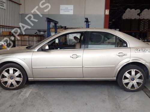 Left headlight FORD MONDEO III Saloon (B4Y) 2.0 TDCi | BP12785085C28 